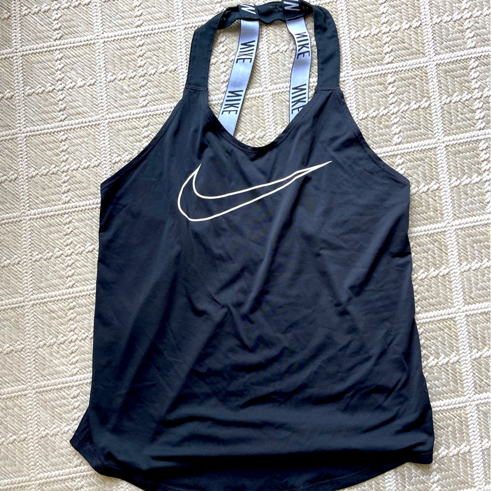 Black Nike tank top for workouts.